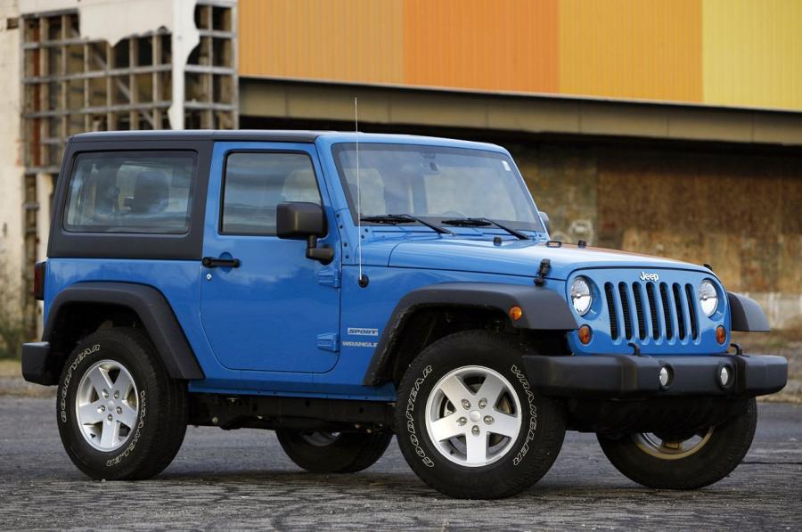  Jeep Wrangler Sport 2012 года  (фото 47 из 60)